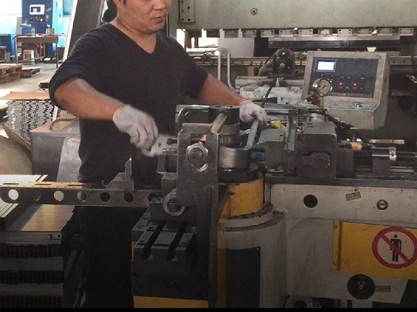 Rectangular Tube Rotary Bending.jpg